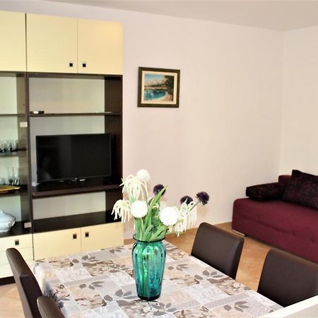Apartments Raos Makarska Exteriör bild
